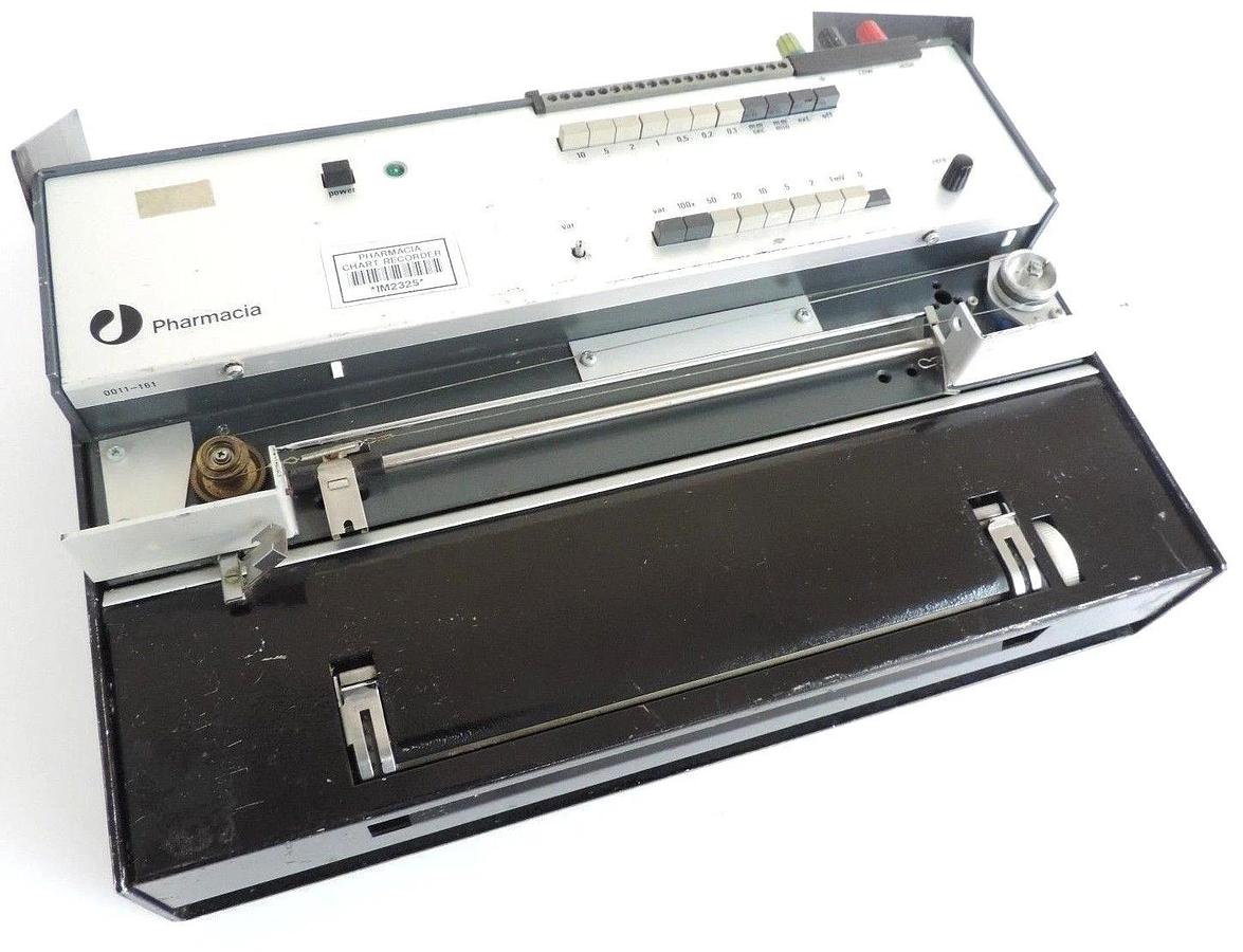 Used PHARMACIA IM-2325 CHART RECORDER TYPE: BD 40, NO. EV 40-866234