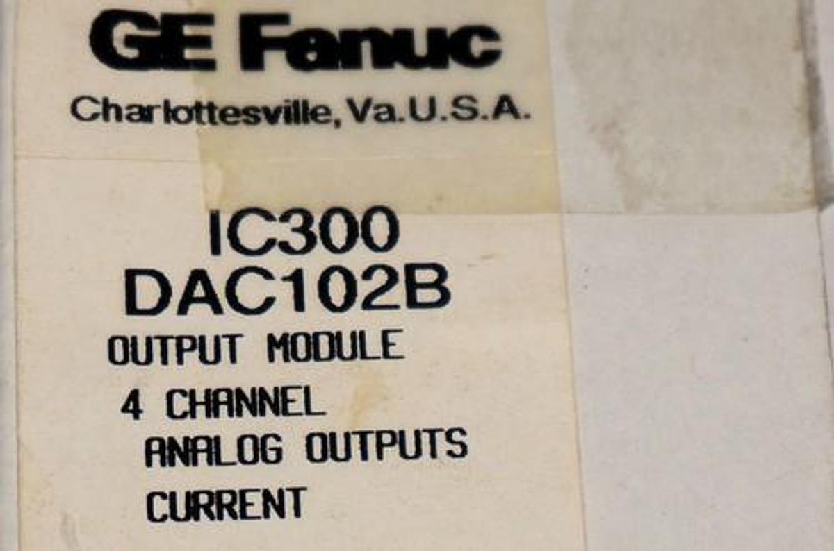 Used GE FANUC IC300DAC102B ANALOG OUTPUT MODULE IC300DAC102