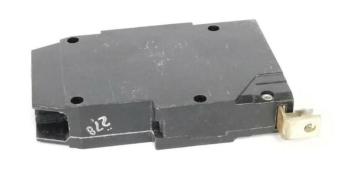 Used GENERAL ELECTRIC LP-76 CIRCUIT BREAKER 1-POLE SWD TYPE: TEY E11592D 277VAC 14KA