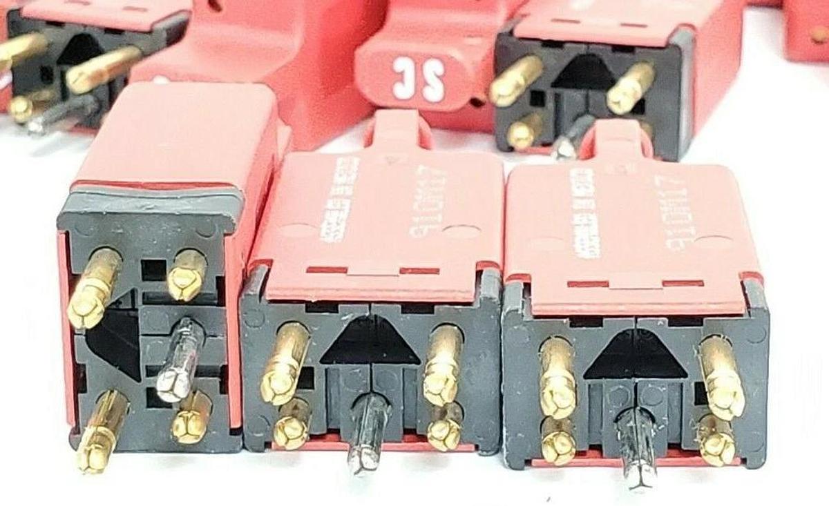 LOT OF 30 NEW GENERIC LUCENT WE-3C SC SURGE ARRESTERS 910M17 WE3C