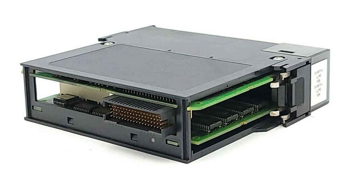 Used ALLEN BRADLEY 1756-M3/A REV. B01 SER. A 1756-L1/A REV. S01 SER. A F/W: 7.10