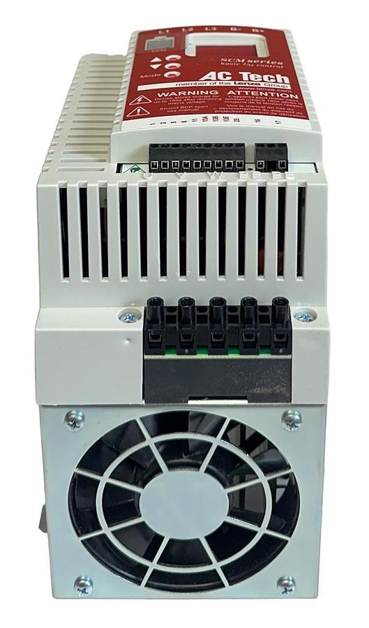 Used LENZE AC Tech 13459183 / SM250 SCM SERIES SPEED MOTOR CONTROL 5HP/3.70kW NSMP