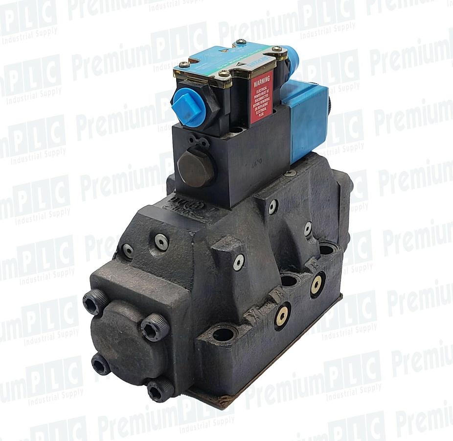 Used VICKERS DG5S-8-6A-T-M-FPA5WL-H5-30 VALVE 02-393393 W/ DG4V-3S-2A-M-FPA5WL-H5-60