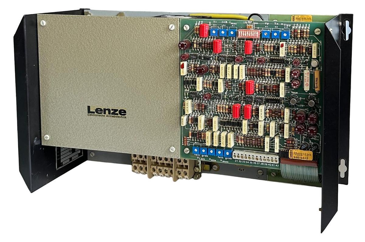 Used LENZE 0/8009/66 / 416-E2 / 33.416.32.345 MOTOR DRIVE AMPLIFIER 380V 54A 416E2