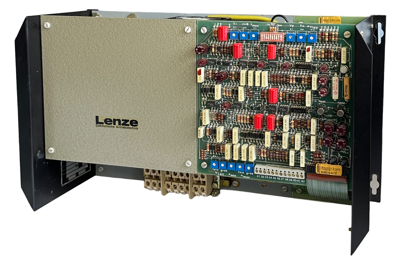 Used LENZE 0/8009/66 / 416-E2 / 33.416.32.345 MOTOR DRIVE AMPLIFIER 380V 54A 416E2