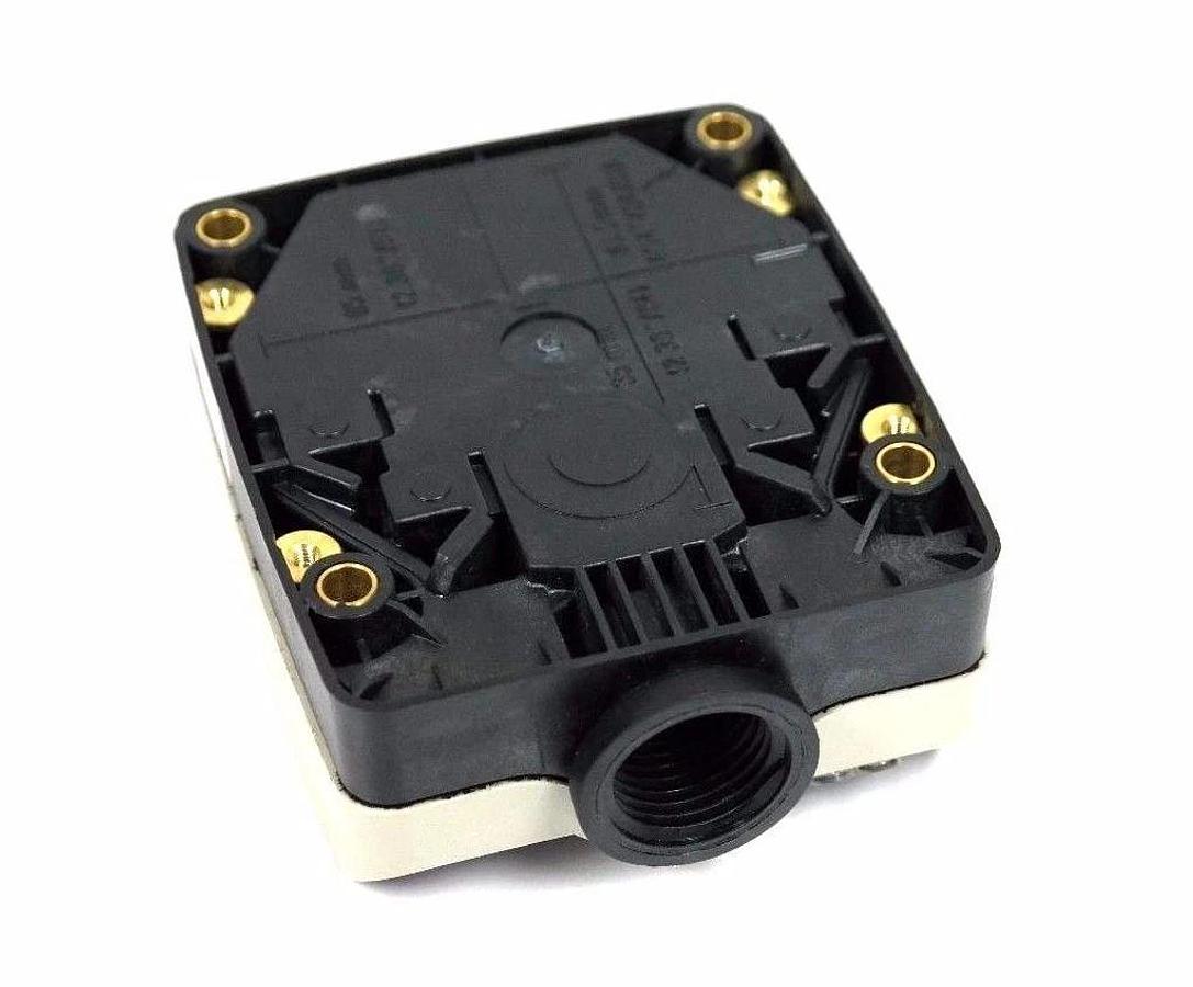 Used NIB TELEMECANIQUE XGS-K6204321H4 INDUCTEL COMPACT STATION SENSOR XGSK6204321H4