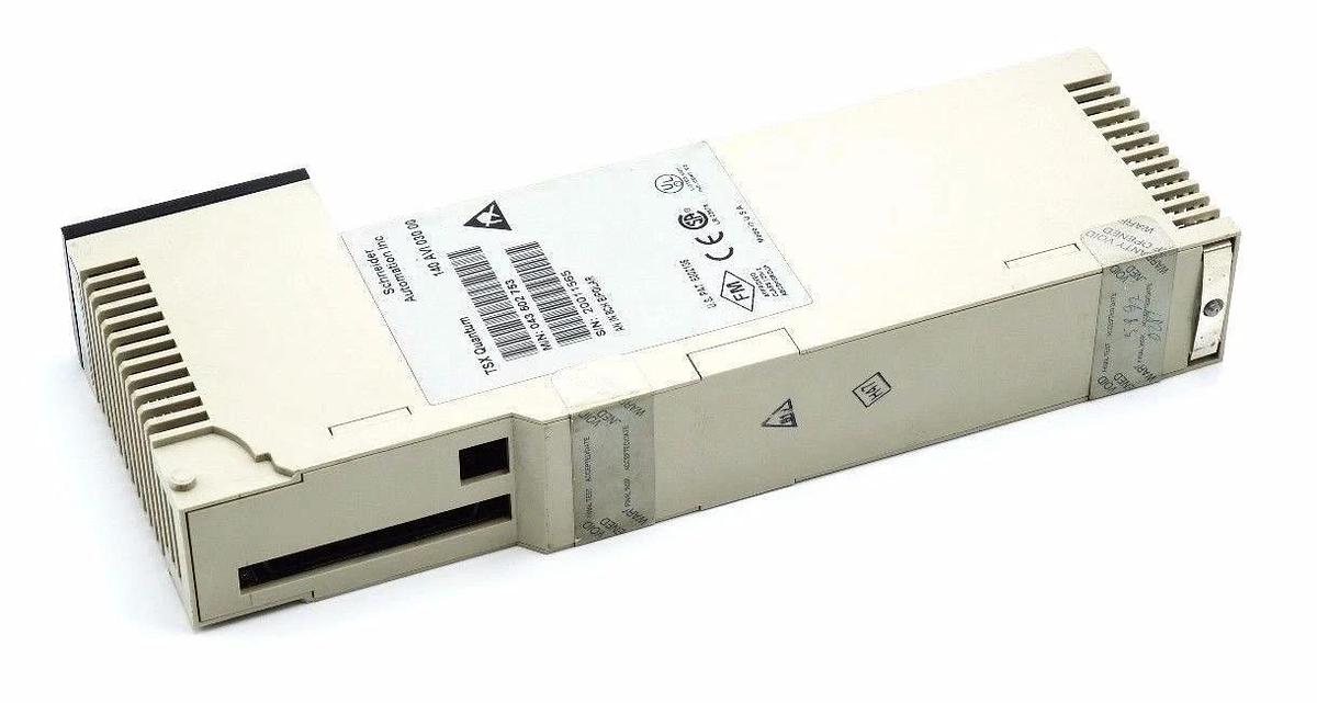 Used SCHNEIDER MODICON 140AVI03000 TSX QUANTUM ANALOG INPUT 043502753 140-AVI-030-00