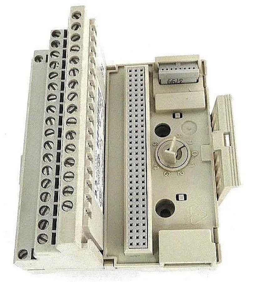 Used ALLEN BRADLEY 1794-TB2 FLEXBUS TERMINAL BASE SER. A, REV. D01, 96155873