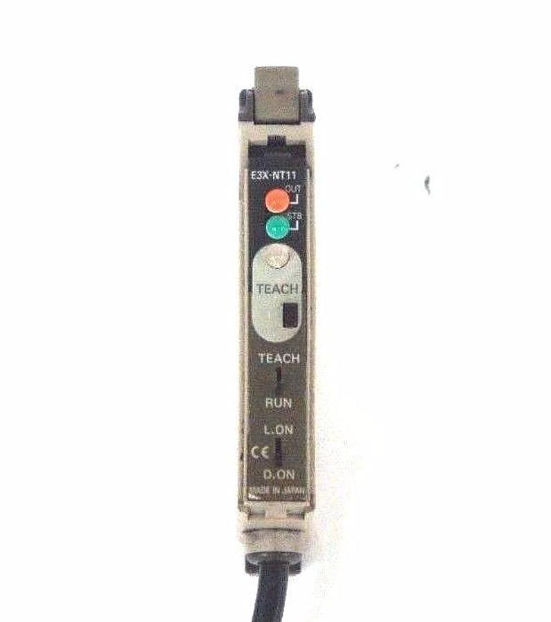Used OMRON E3X-NT11 PHOTOELECTRIC SENSOR E3XNT11