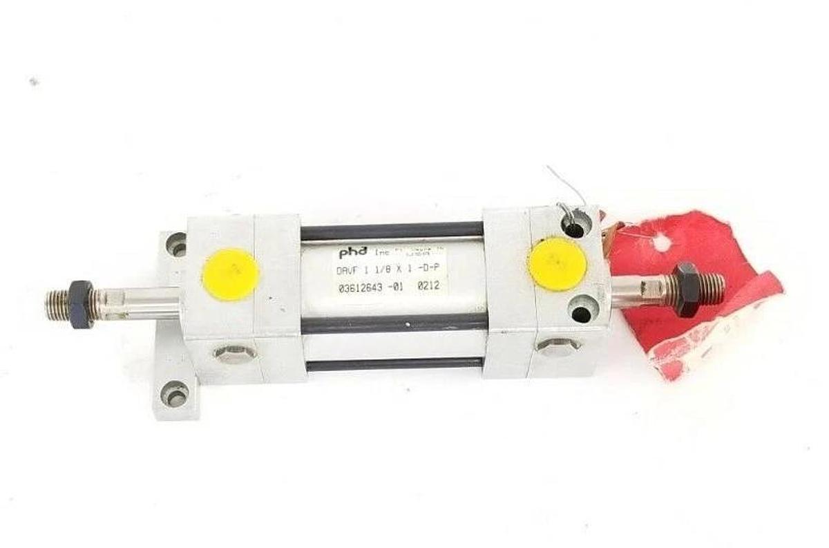 Used PHD DAVF 1 1/8 X 1 -D-P PNUMATIC CYLINDER, 1-1/8" BORE X 1" STROKE, DAVF11/8X1DP