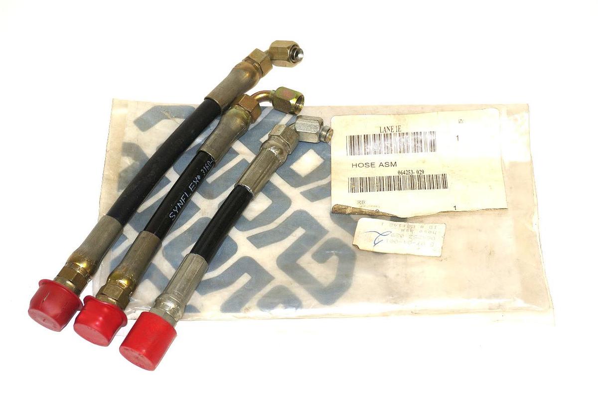 LOT OF 3 NEW CROWN LIFT 064253-029 HOSE ASSEMBLY 064253029