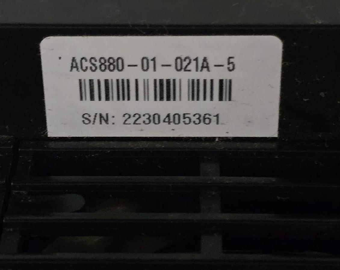 Used ABB ACS880-01-021A-5 AC Drive 11kW/15HP 21A 3-Ph 380-500V 3ABD00037810-D NSNP