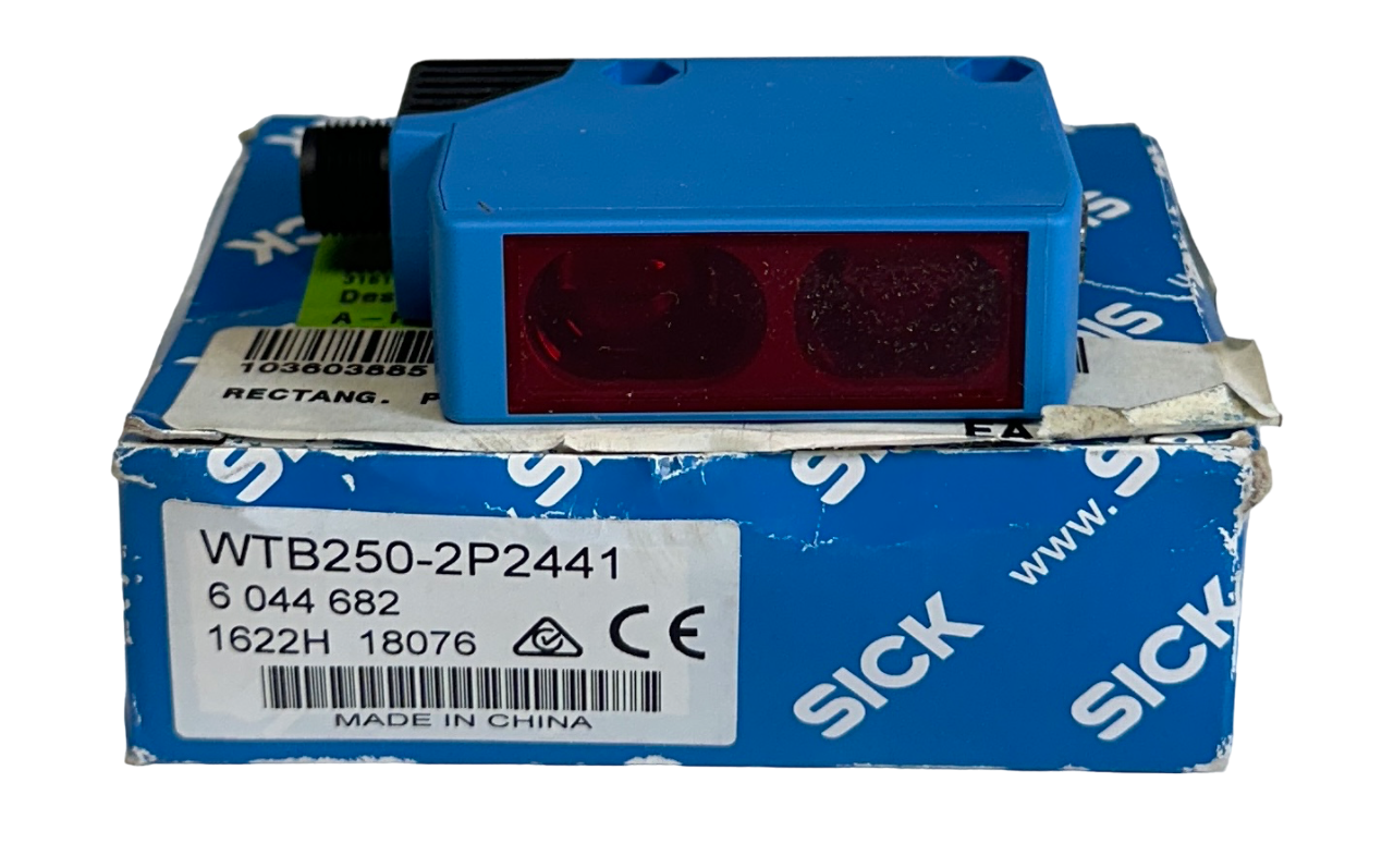 Used NEW SICK WTB250-2P2441 / 6044682 PHOTOELECTRIC PROXIMITY SENSOR 10-30VDC NSMP