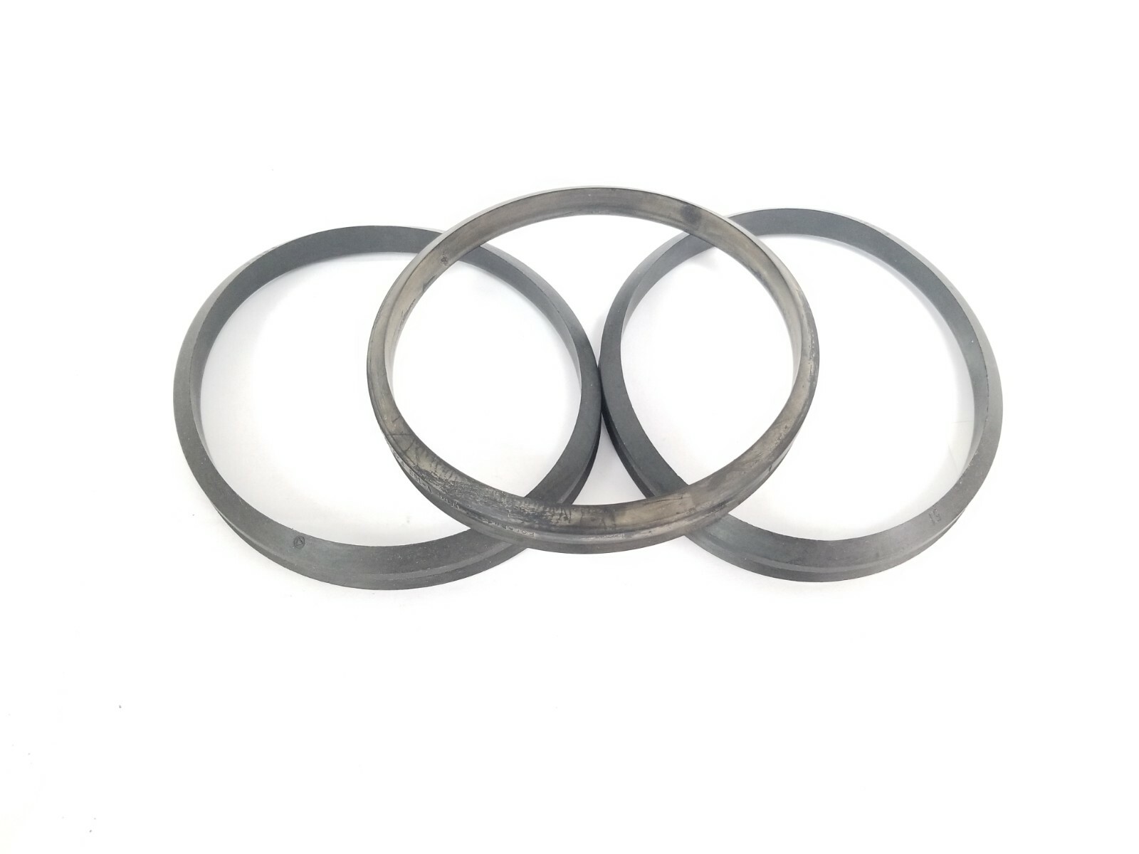 Used LOT OF 3 NEW KRONES 0-168-37-300-3 SHAFT SEALS 0168373003