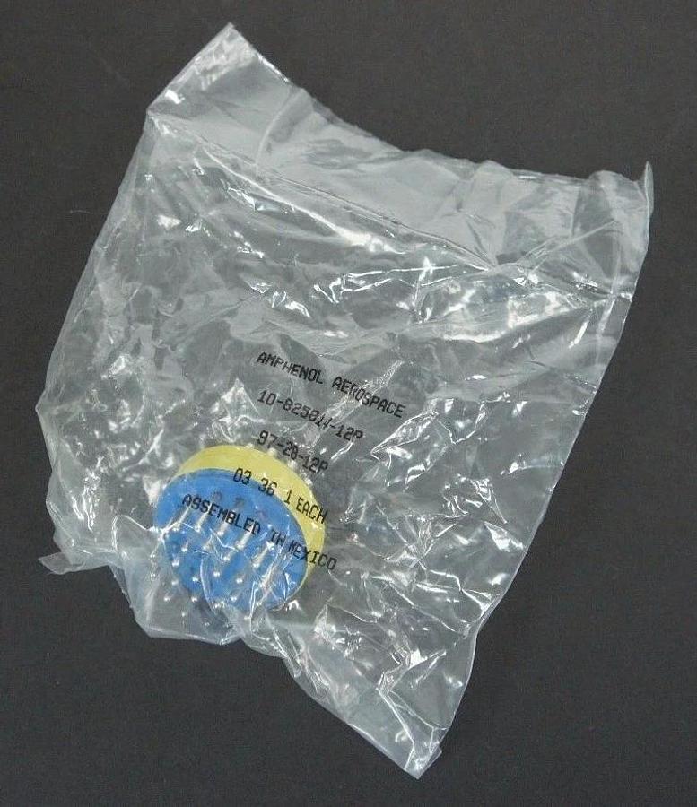 Used NEW AMPHENOL 97-28-12P CONNECTOR 26 PIN 10-825814-12P
