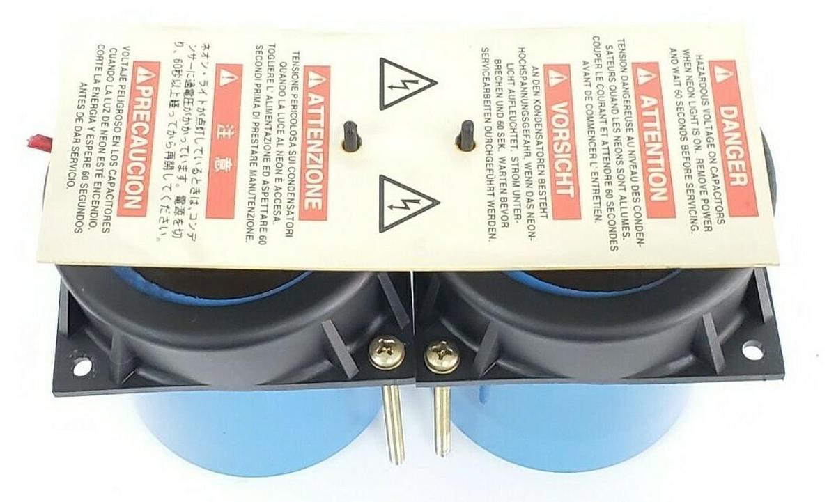 Used LOT OF 2 NIPPON CHIMI-CON 36DY15064 CAPACITORS 2700UF, 400VDC, 9530L62