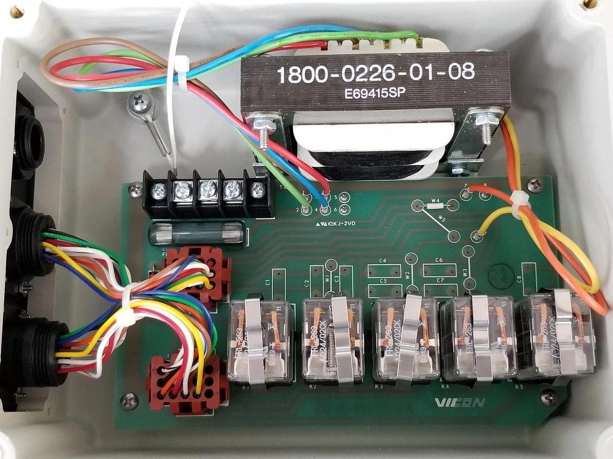 Used VICON INDUSTRIES MODEL V181R ENCLOSURE 50/60HZ, PRODUCT 3101, 1128-1071-03-20
