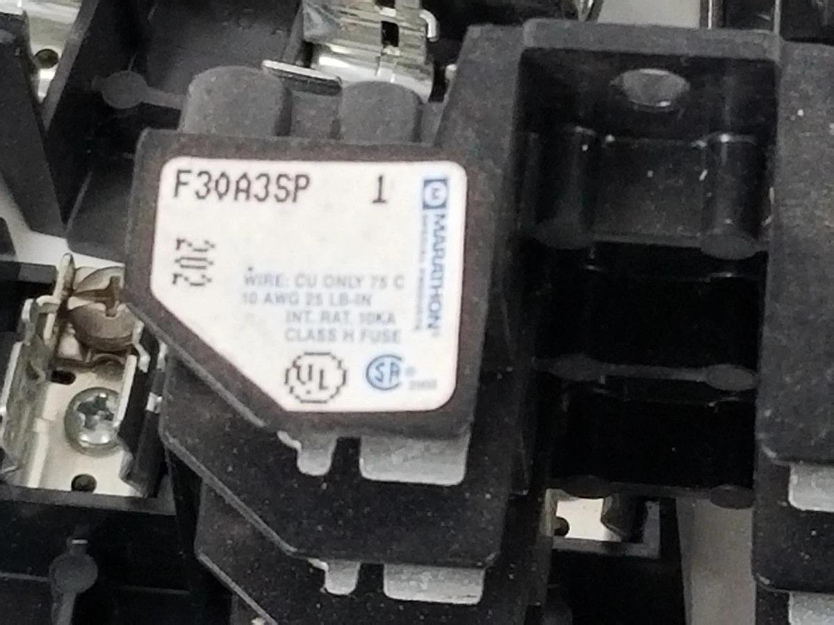 Used LOT OF 23 MARATHON F30A3SP FUSE HOLDERS 250V, 30A, 3P, 10AWG, 98130-3