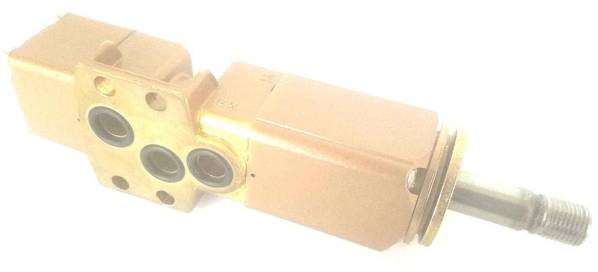 Used VERSA VSG-3331-31-155-120V60 THREE-WAY VALVE ASSEMBLY 043432 *MISSING SOLENOID*