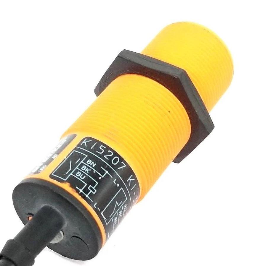 Used IFM EFECTOR KI5207 CAPACITIVE SENSOR KI-3015-FPKG/NI W/ E242293 CABLE