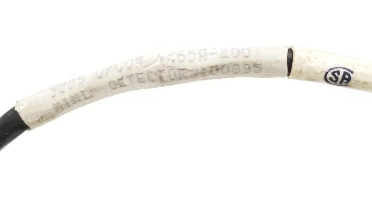 Used EATON / OPCON 1265A-200 PHOTOELECTRIC DETECTOR W/ 9FT CABLE 1265A200