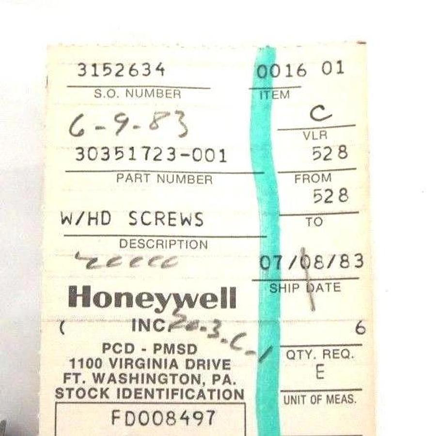 Used NEW HONEYWELL 30351723-001 HD SCREWS 30351723001