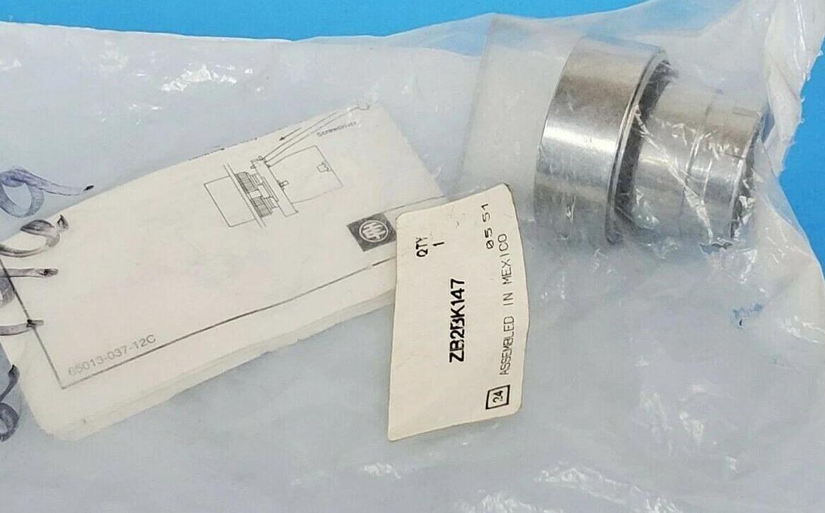 Used NEW TELEMECANIQUE ZB2BK147 SELECTOR SWITCH