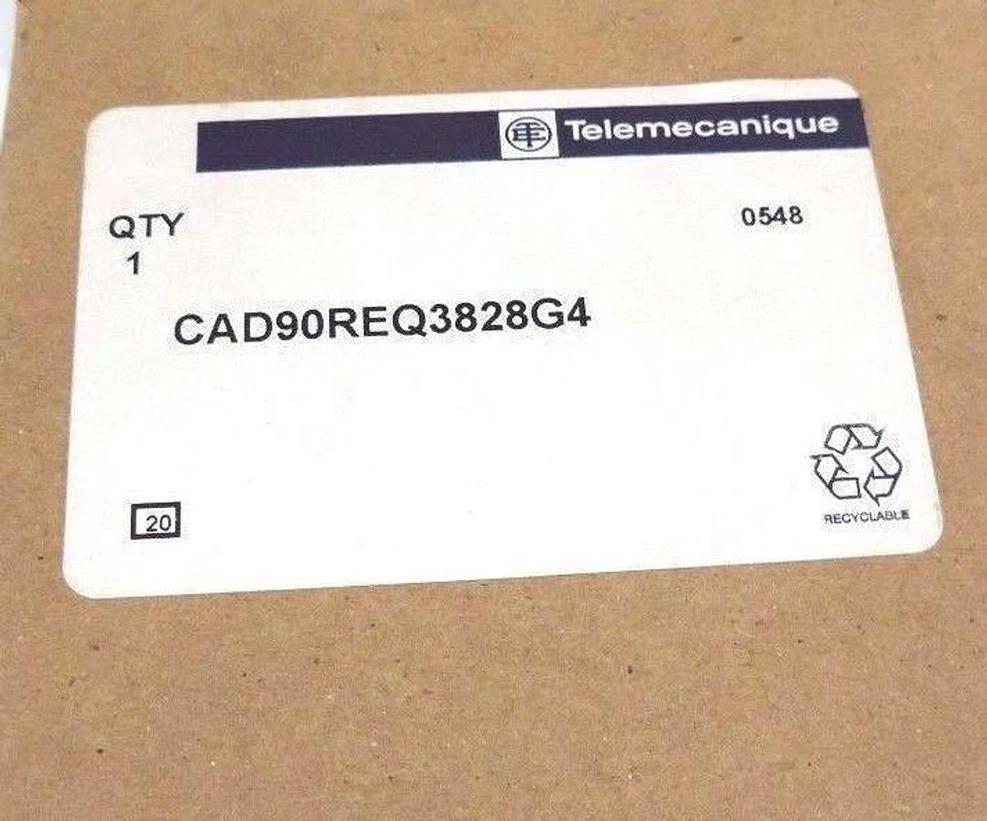 Used NIB TELEMECANIQUE CAD90REQ3828G4 CONTROL RELAY 600 VAC, 10 AMP
