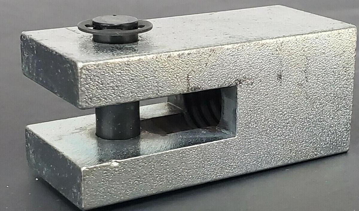 Used NEW FLAIRLINE 2-35-4 ROD CLEVIS & PIN 2354