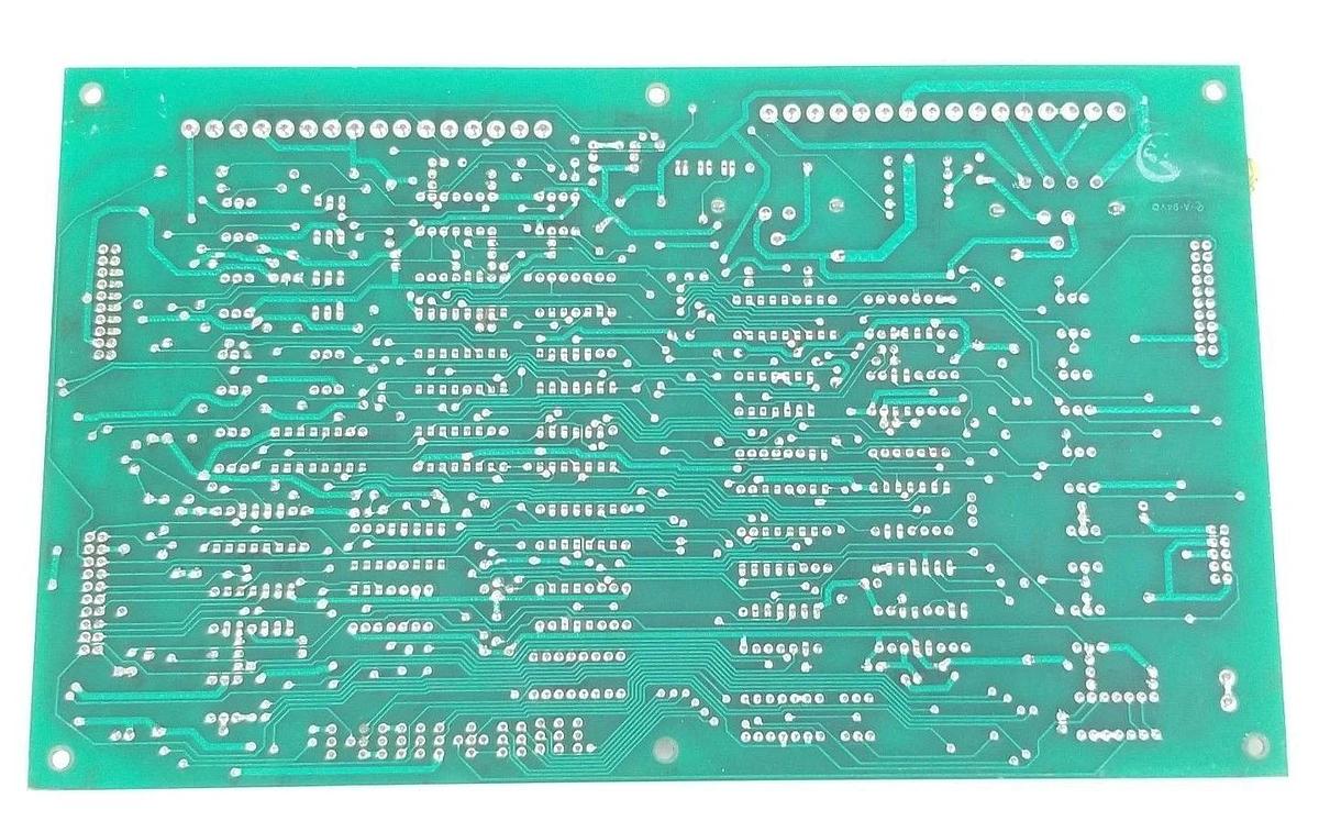 Used LOGE 326-00-268 BOARD 32600268 REV. C