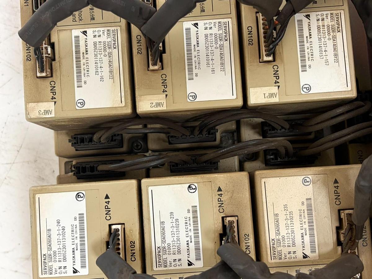 Used Yaskawa SGDR-EA1400N Servopack Converter SGDR-COA040A01B Multi-Axis Drive