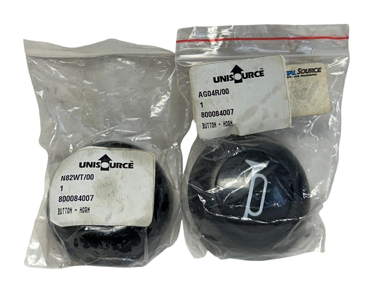 Used 2 UNISOURCE HYSTER 800084007 / HY800084007 OEM HORN BUTTONS FOR FORKLIFT NSMP