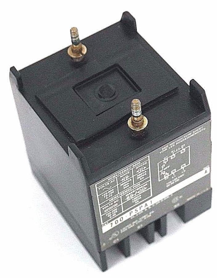 Used ALLEN BRADLEY 700-PSPA1 SOLID STATE TIMER 700PSPA1 SER. A RANGE: 0.1-2 SEC.