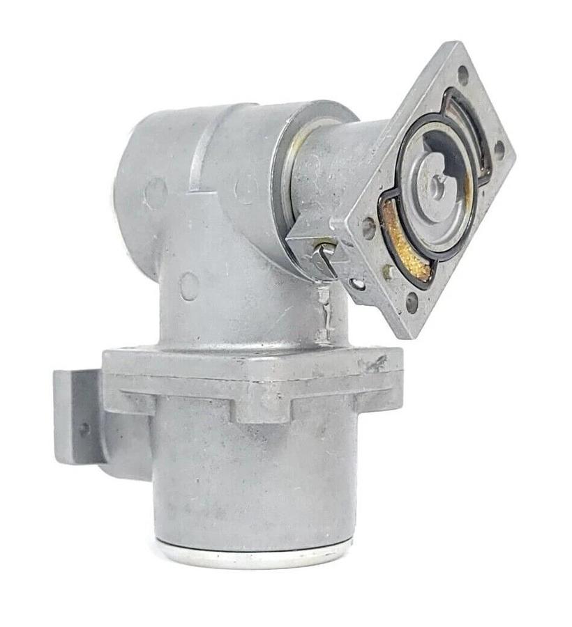 Used CKD E3-TP SOLENOID VALVE E3TP 200V 4.5W