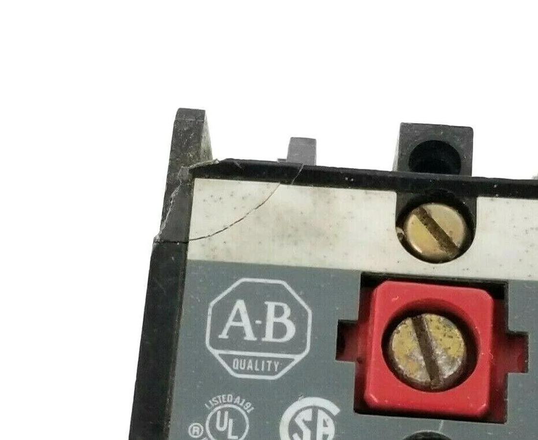 Used ALLEN BRADLEY 700-P400A1 AC RELAY SER. A, 700P400A1