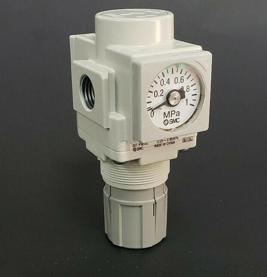Used NEW SMC AR20K-02BE-B REGULATOR 0.05~0.85MPa