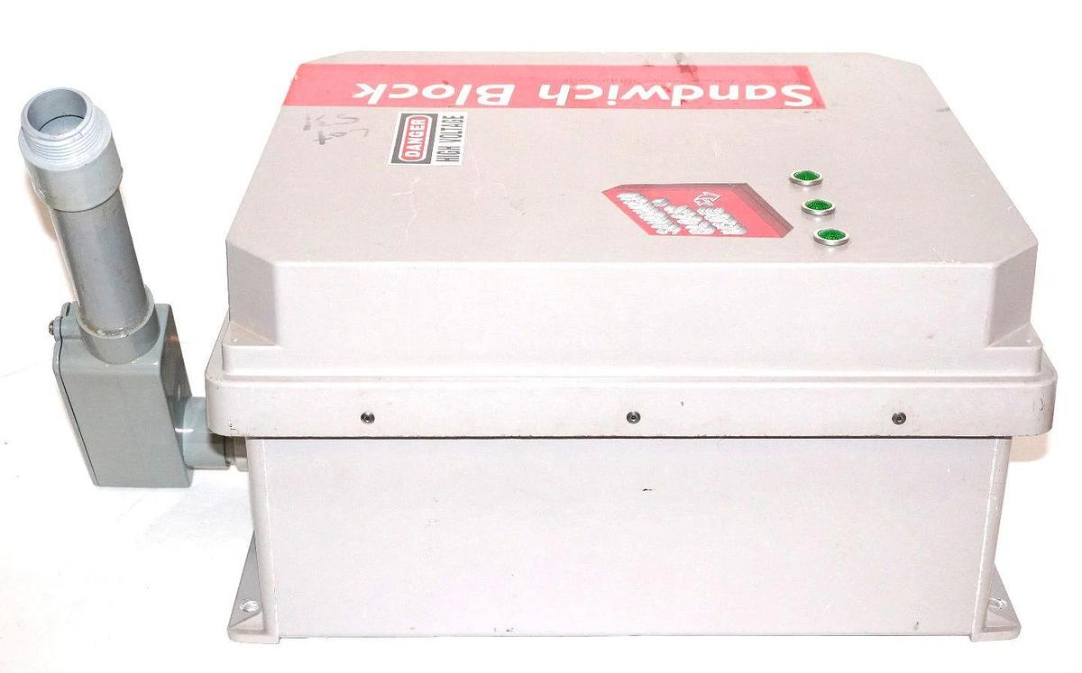 Used LIGHTING ELIMINATORS SB22 120/208V 3 SANDWICH BLOCK PART NO. 0004503