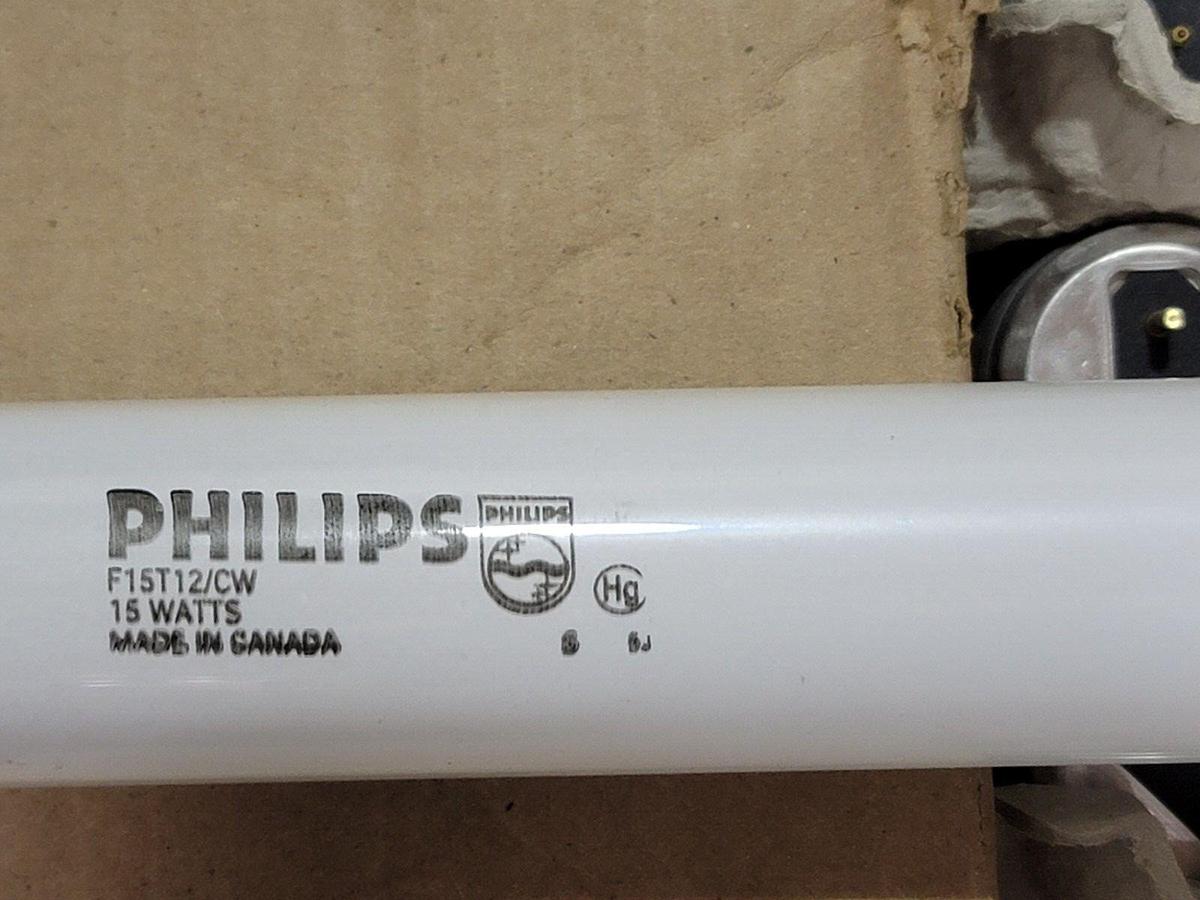 Used 29 NEW PHILIPS F15T12CW FLUORESCENT LIGHT BULBS COOL WHITE