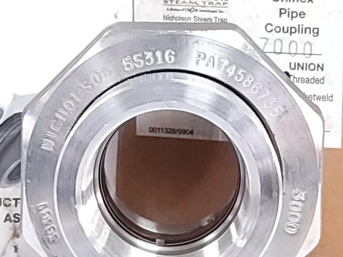 LOT OF 2 NIB SPENCE NICHOLSON 6567000 UNIFLEX PIPE COUPLING 1-1/2'' CARBON STEEL