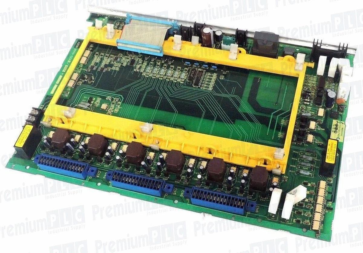 Used FANUC A20B-2000-0220/03B CONTROL CARD FOR SPINDLE A350-2000-T224/06