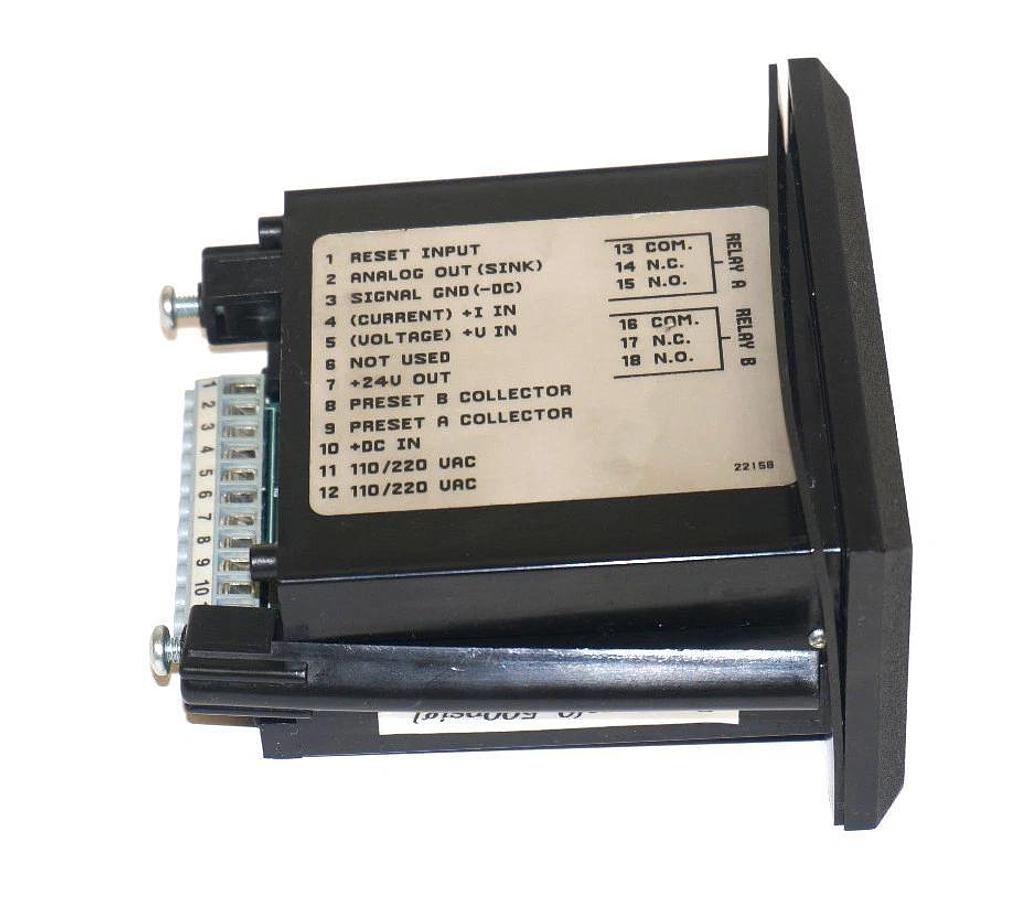 Used UNIVERSAL FLOW MONITORS M140RAL1 LCD MONITOR, 500 PSI