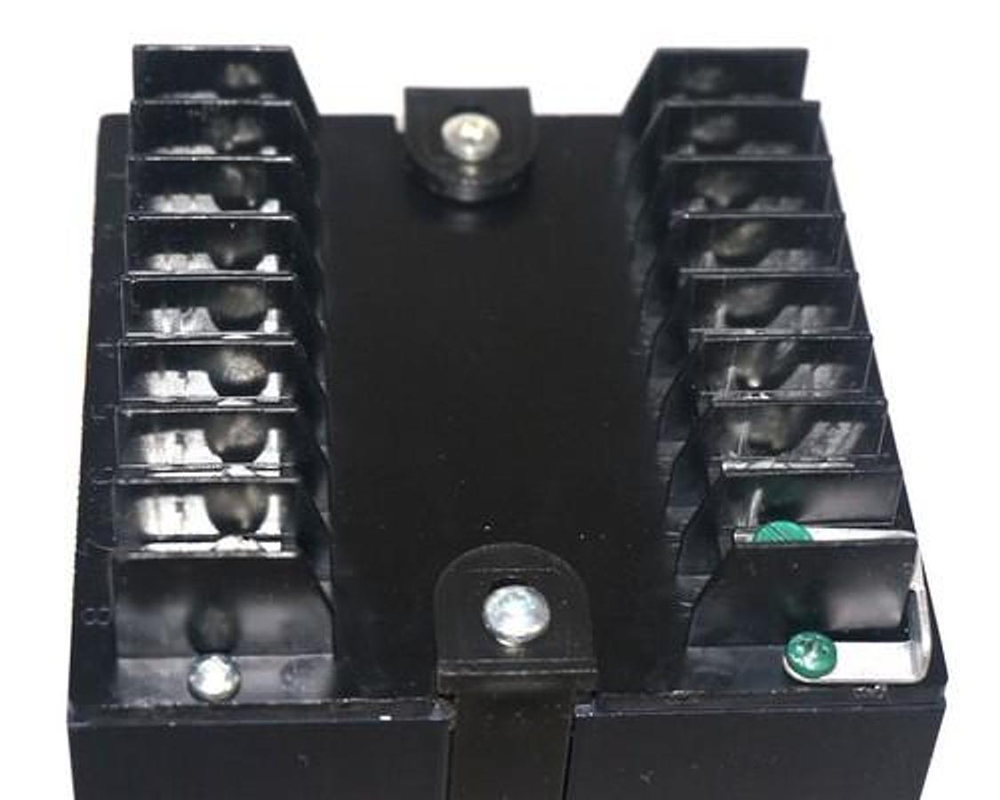Used NEW CHROMALOX 3913-70112 TEMPERATURE CONTROLLER 0-1999 DEG. F TYPE K 391370112