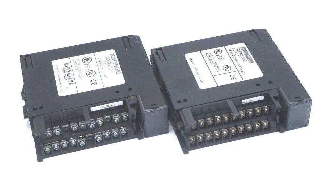 Used LOT OF 2 GE FANUC IC693MDL741E OUTPUT MODULES 12/24VDC, 0.5A, 16PT NEG