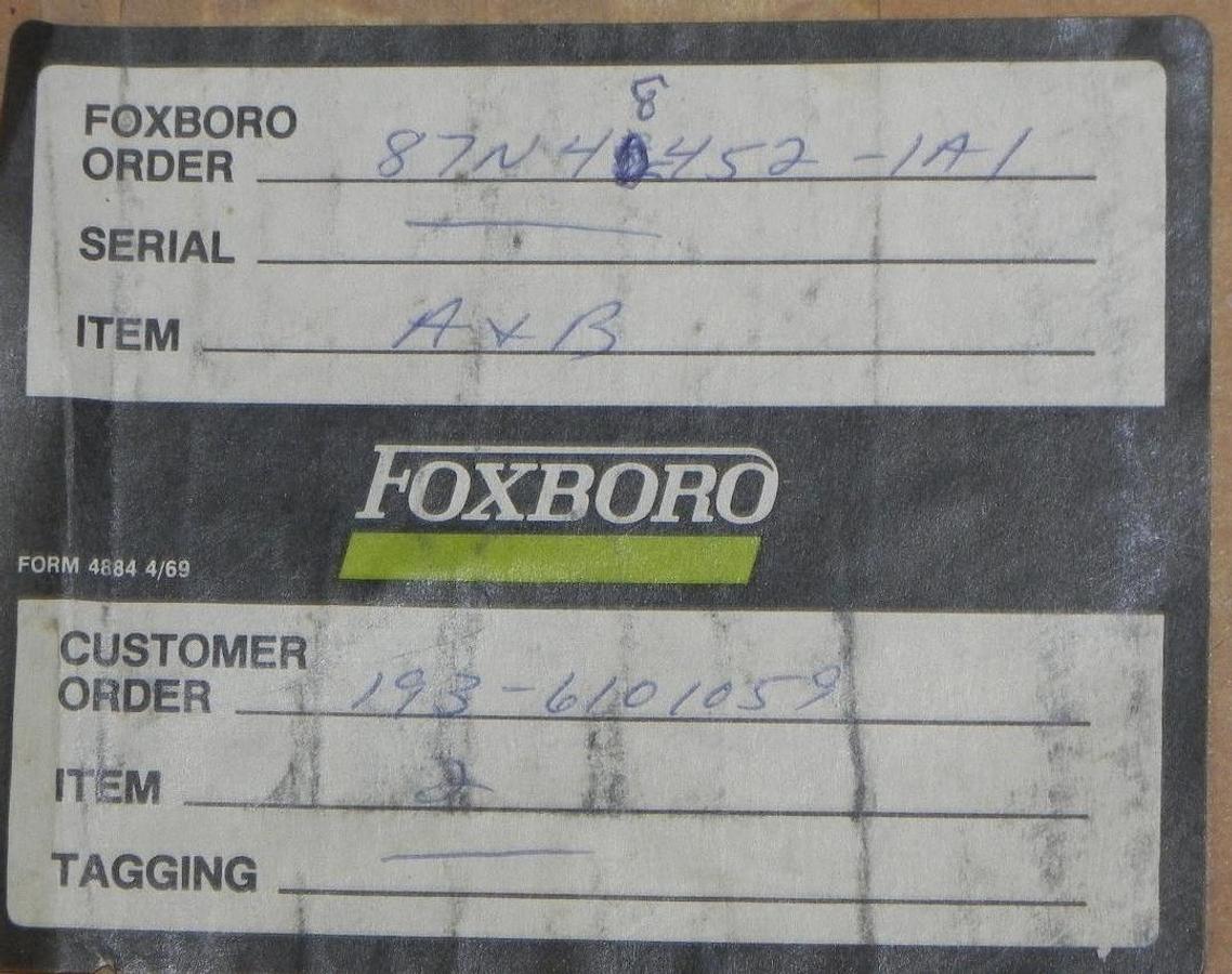 NIB FOXBORO ELECTRONIC 823DP-I3S1NH1-A TRANSMITTER W/ B0139CZ PRESSURE SWITCH