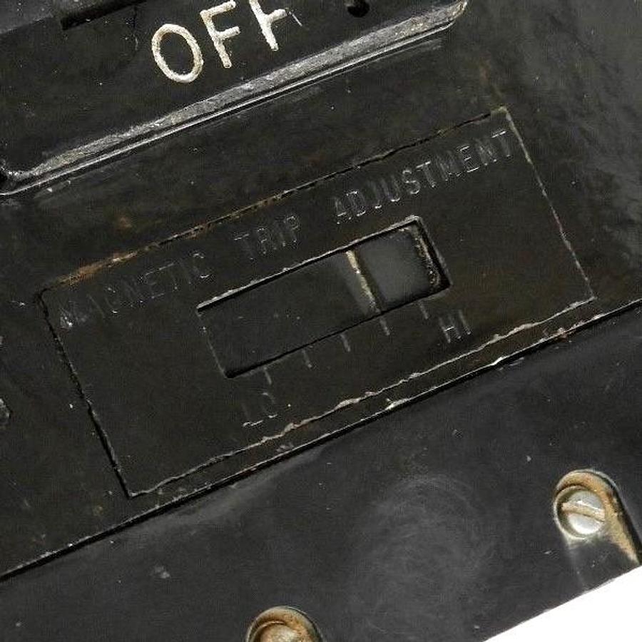 Used REPAIRED SQUARE D 400AMP CIRCUIT BREAKER WITH MAGNETIC TRIP MISSING PART NUMBER