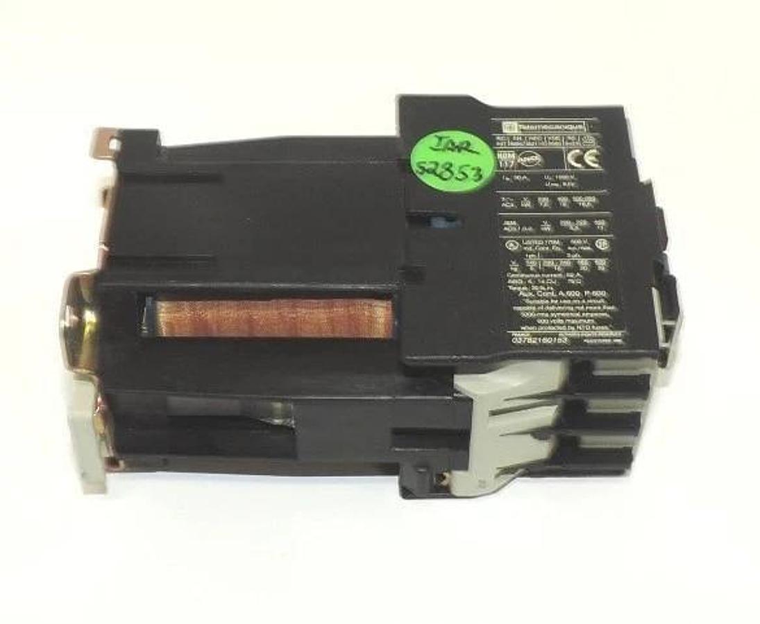 Used TELEMECANIQUE LP1D3210BD CONTACTOR LP1-D3210-BD