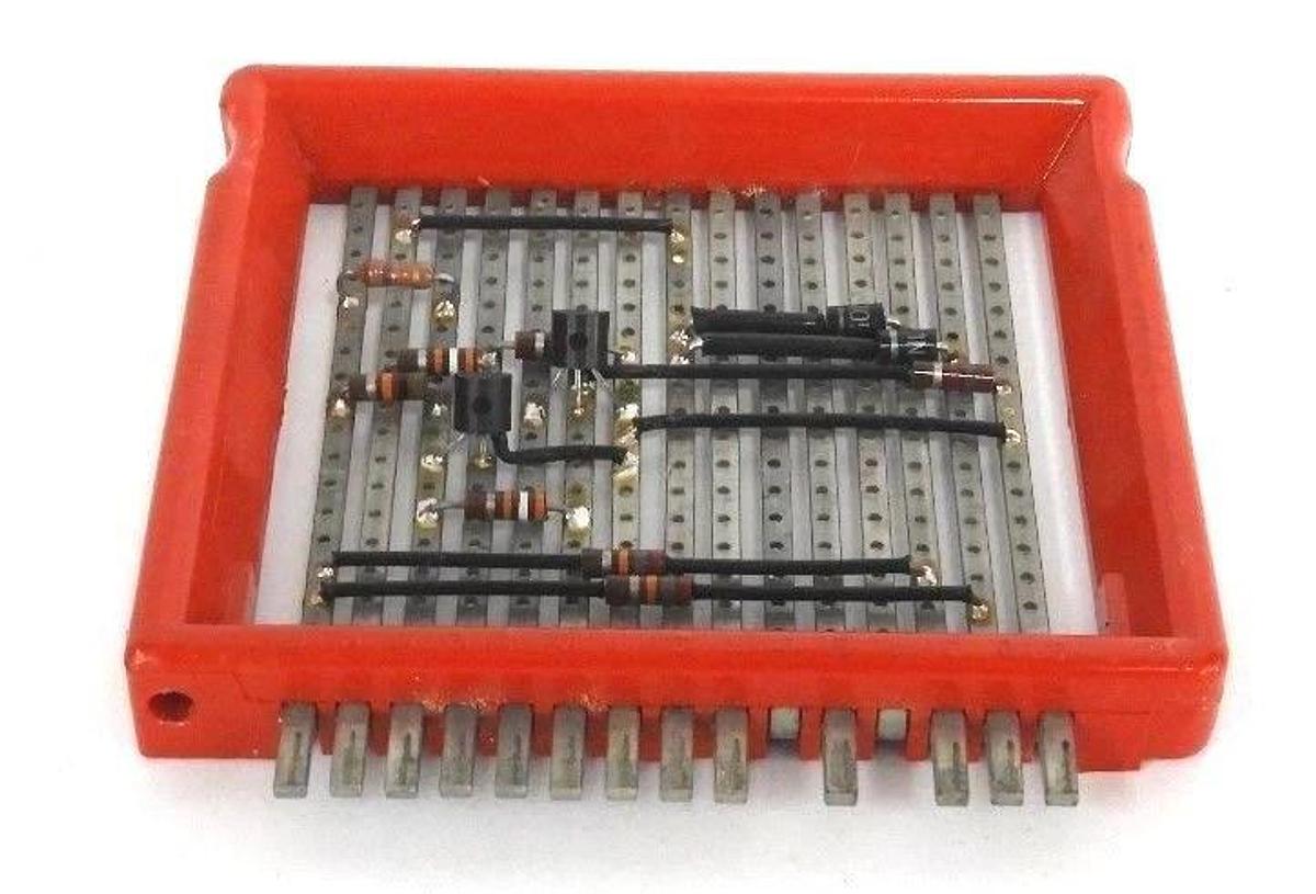 Used VERSAFRAME 52-2 2 INPUT AND AK825372 C1A16