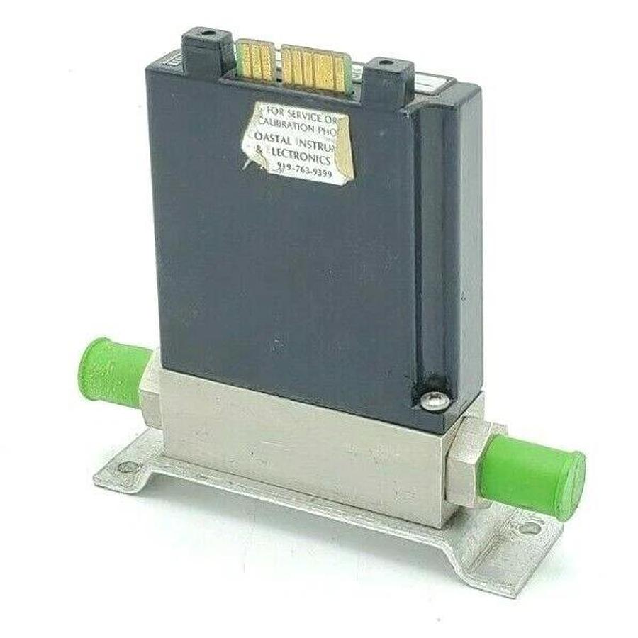 Used TYLAN CORP. FC-260 2 SLPM MASS FLOW CONTROLLER 150PSIG FC-260-2-SLPM-02