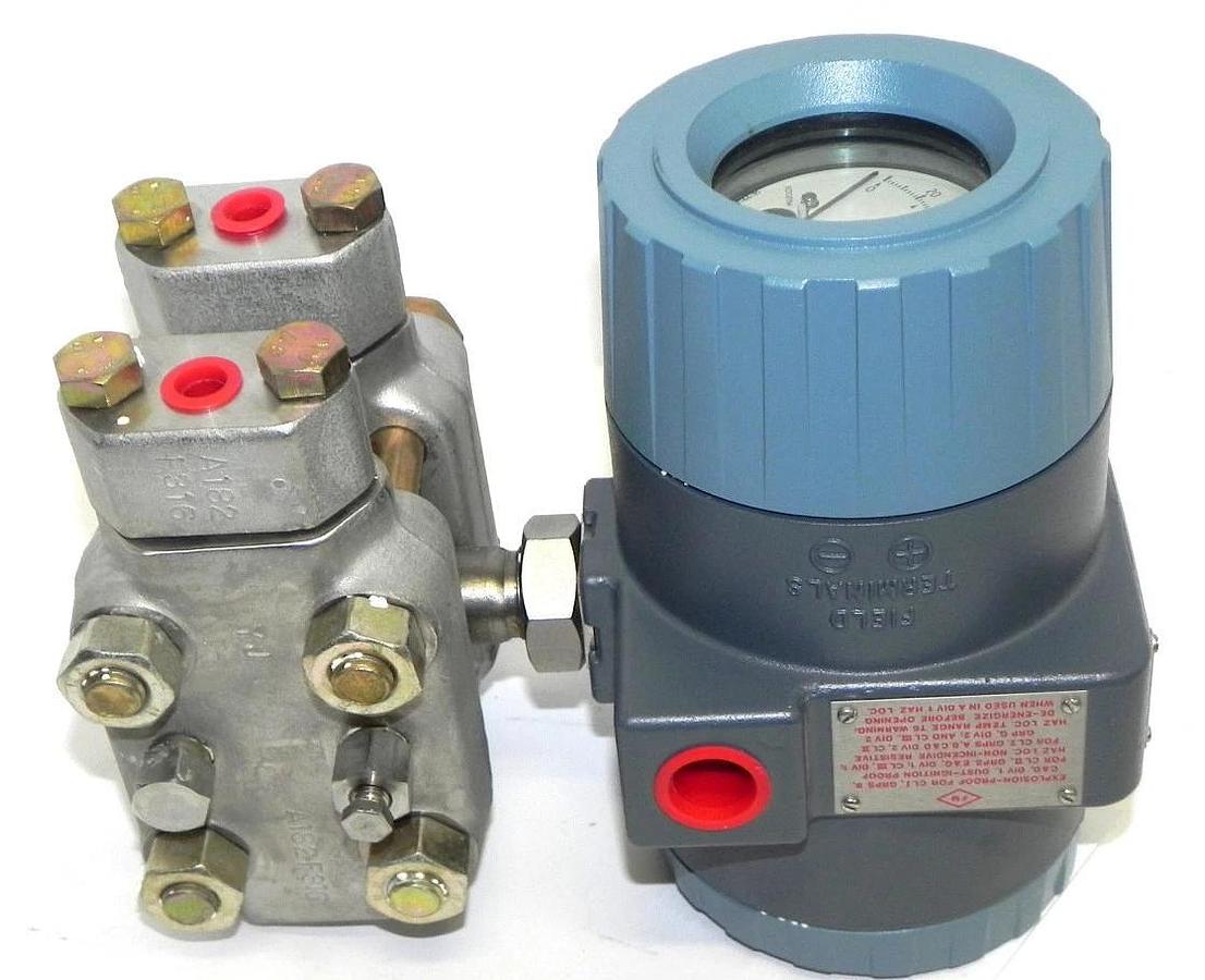 Used NIB FOXBORO ELECTRONIC 823DP-I3S1NH1-A TRANSMITTER W/ B0139CZ PRESSURE SWITCH