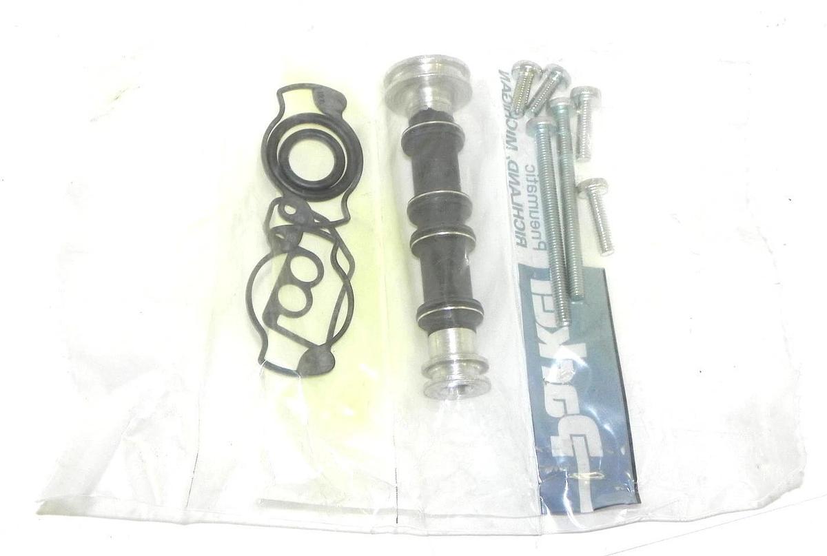 Used NIB PARKER PS2001BP VALVE BODY SERVICE KIT
